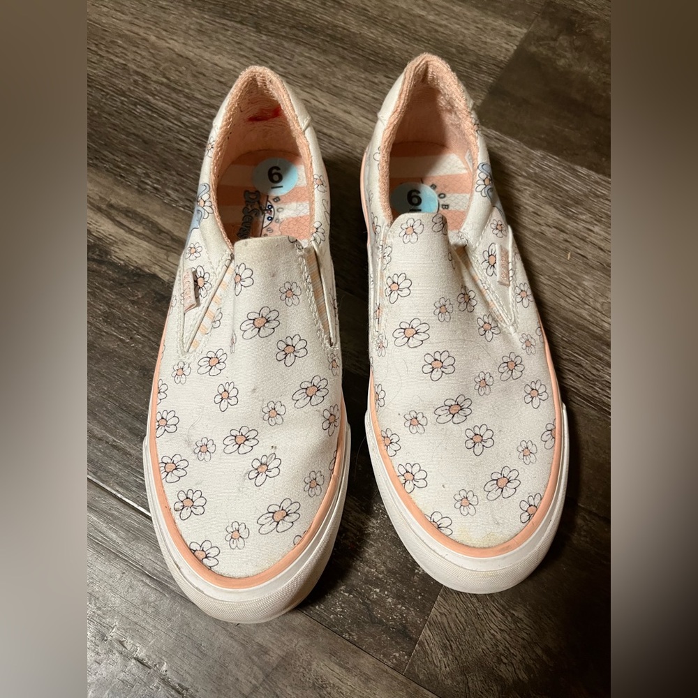 Bobs